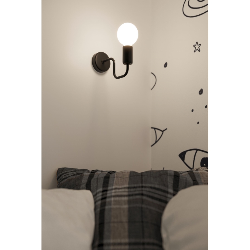 Аплик VECTOR 1xE27/15W/230V черен