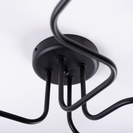 Полилей за повърхностен монтаж VECTOR 4xE27/15W/230V черен