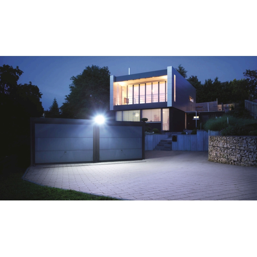 Steinel 068103 - LED Прожектор XLED PRO 240 LED/19,3W/230V IP44 бял