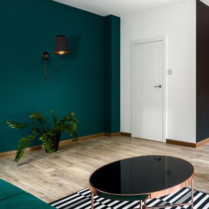 Стенна лампа VICTORIA 1xE27/60W/230V черна