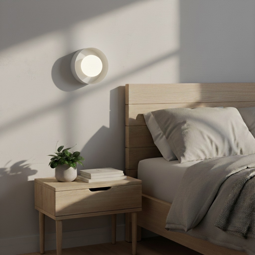 Стенно осветително тяло OZZY 1xG9/8W/230V бяло