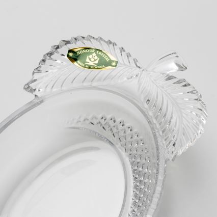 Стъклена купа слива прозрачен