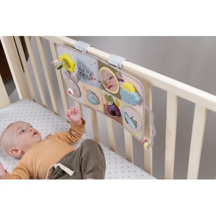 Taf Toys - Център за игра за детско креватче с мелодия Градина 3xAAA