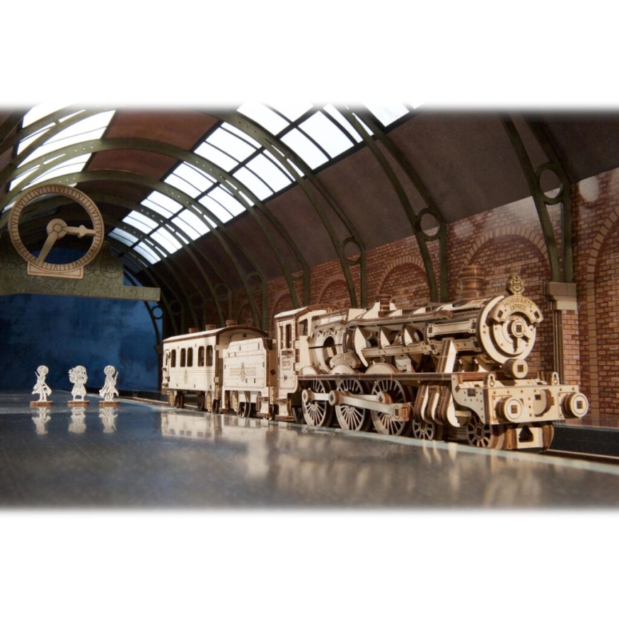 Ugears - 3D дървен механичен пъзел Harry Potter "Хогуортс Експрес"