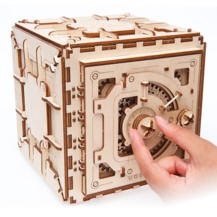 Ugears - 3D дървен механичен пъзел Сейф