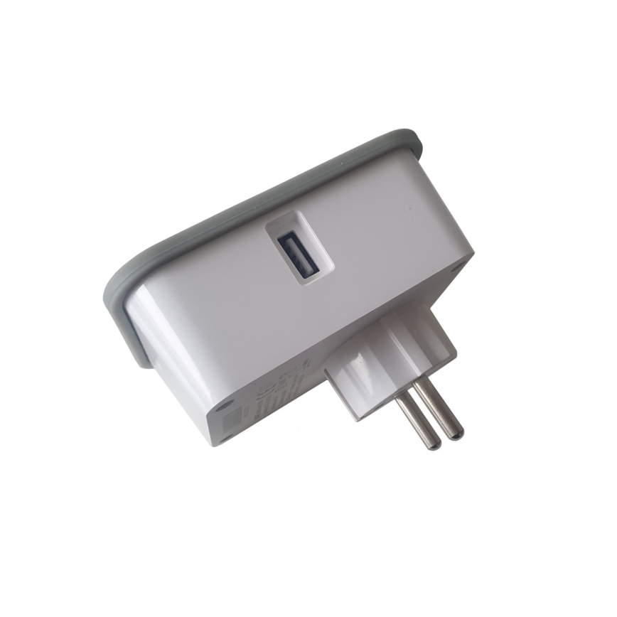 Умен контакт с измерване на консумацията 3680W/230V + 2xUSB/12W/5V Wi-Fi