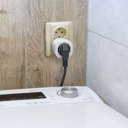 Умна розетка GoSmart 3680W/230V/16A Wi-Fi Tuya