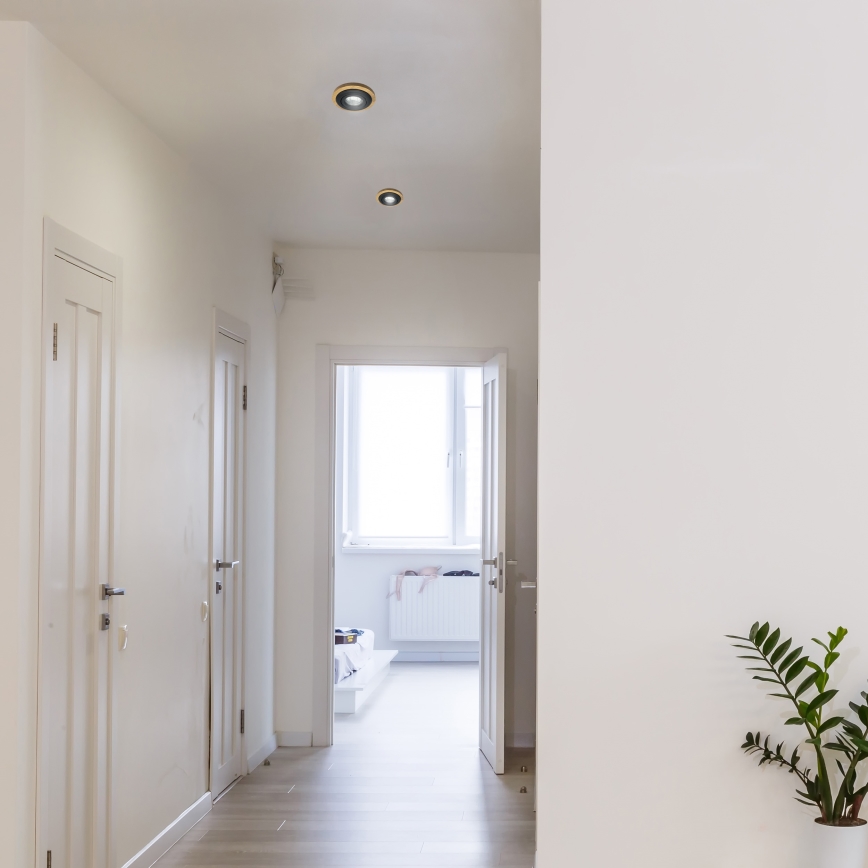 Вградено осветително тяло TOBBY 1xGU10/20W/230V Ø 11,5 см дъб/черно