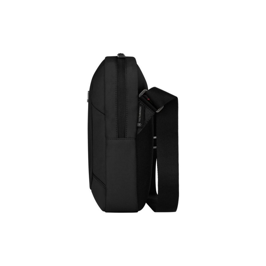 Victorinox - Чанта през рамо Altmont Modern, 6 л, черна