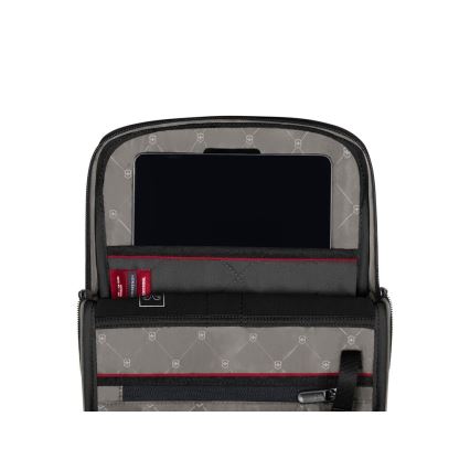 Victorinox - Чанта през рамо Altmont Modern, 6 л, черна
