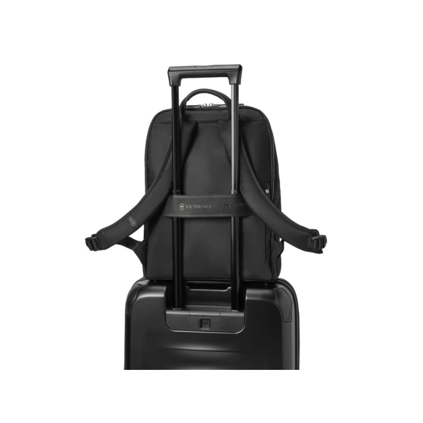 Victorinox - Раница Victoria Signature Deluxe 18 l черен