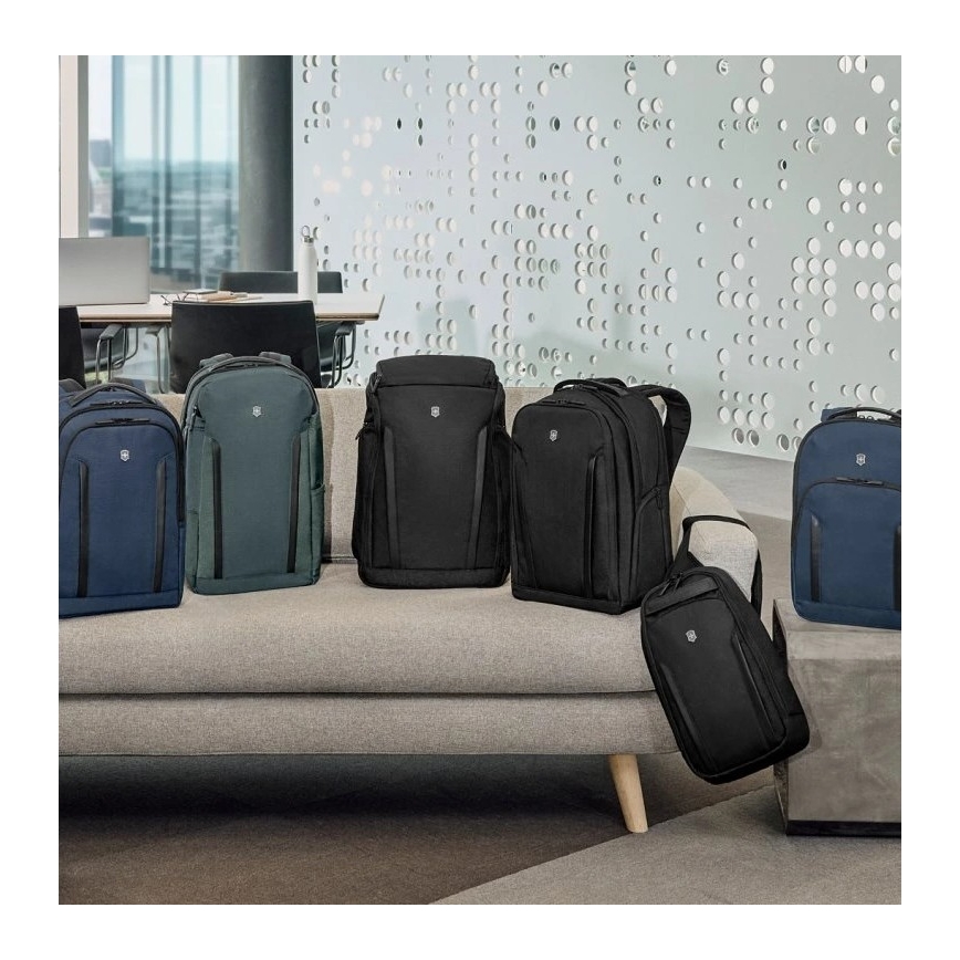 Victorinox - Раница за лаптоп 15" Altmont Professional Essential 24 l тъмносин