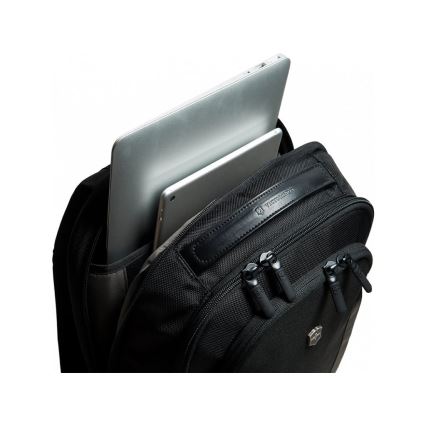 Victorinox - Раница за лаптоп 15" Compact 15 l черен