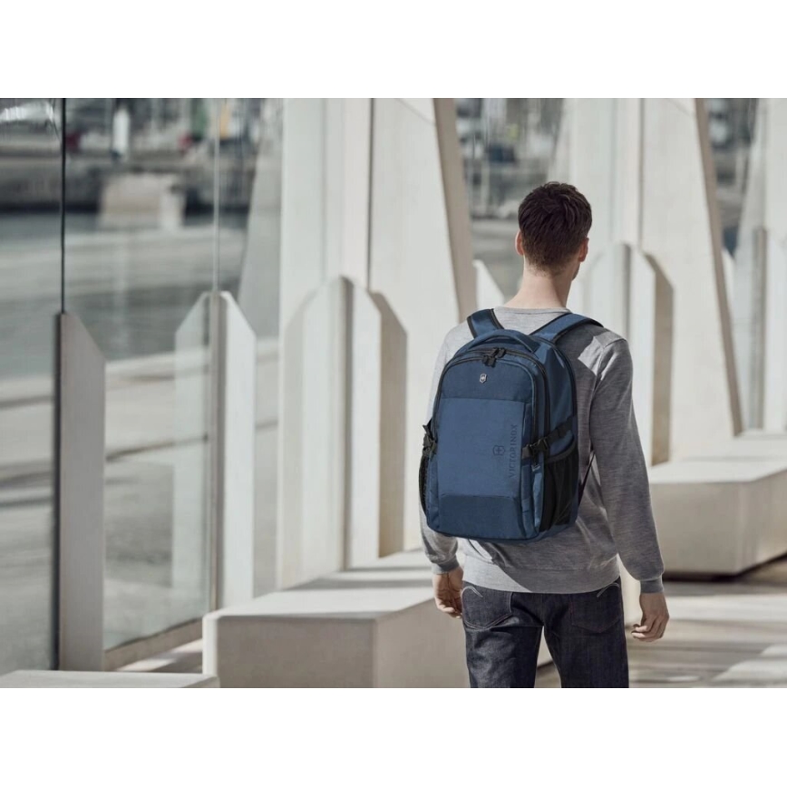 Victorinox - Раница за лаптоп 16" Deluxe Vx Sport EVO 32 l син