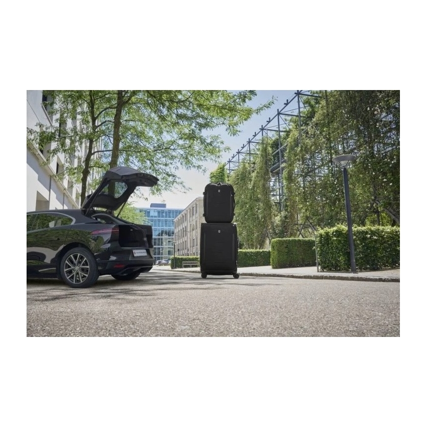 Victorinox - Разширяема раница Crosslight Boarding 37 l черен