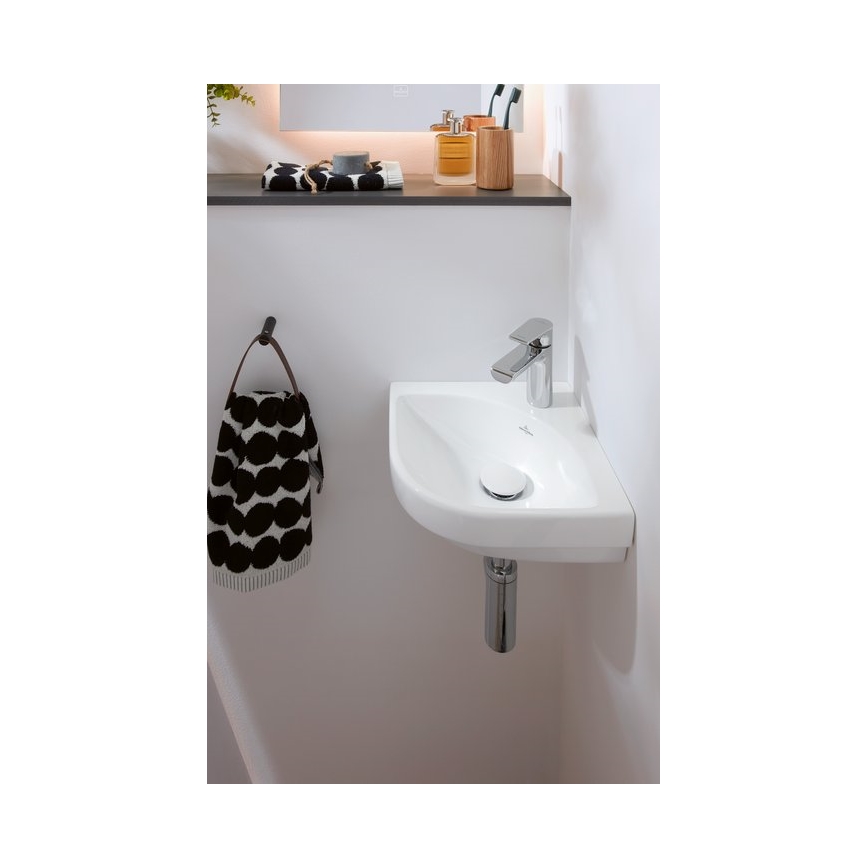 Villeroy & Boch 43714601 - Ъглова стенна мивка SUBWAY 3.0 32x32 см керамика/бяла
