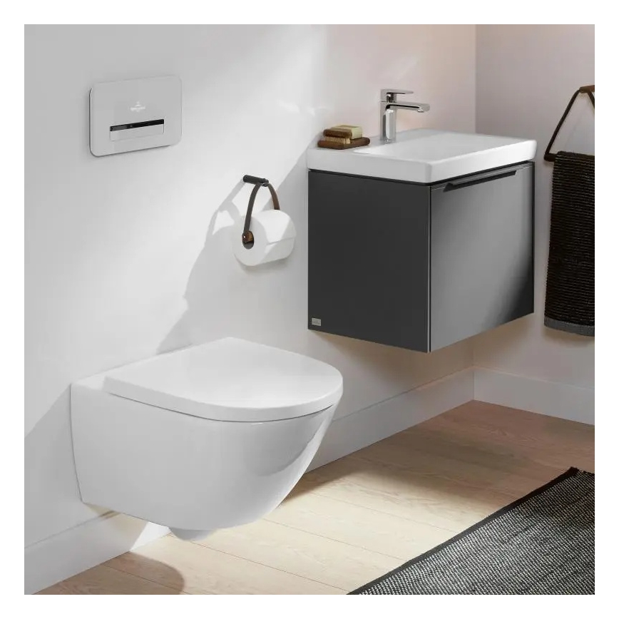 Villeroy & Boch 4670TSR1 - Подвесна тоалетна чиния SUBWAY 3.0 с тоалетна седалка SoftClose, керамика/бяла