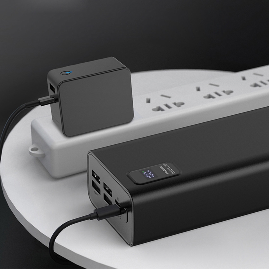 Външна батерия с LED дисплей Power Delivery 30000 mAh 3,7V черна