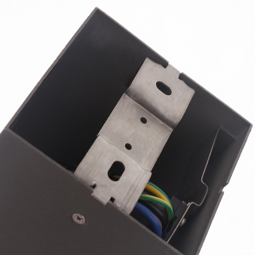 Външна лампа с контакт GARD 1xE14/60W/230V IP44