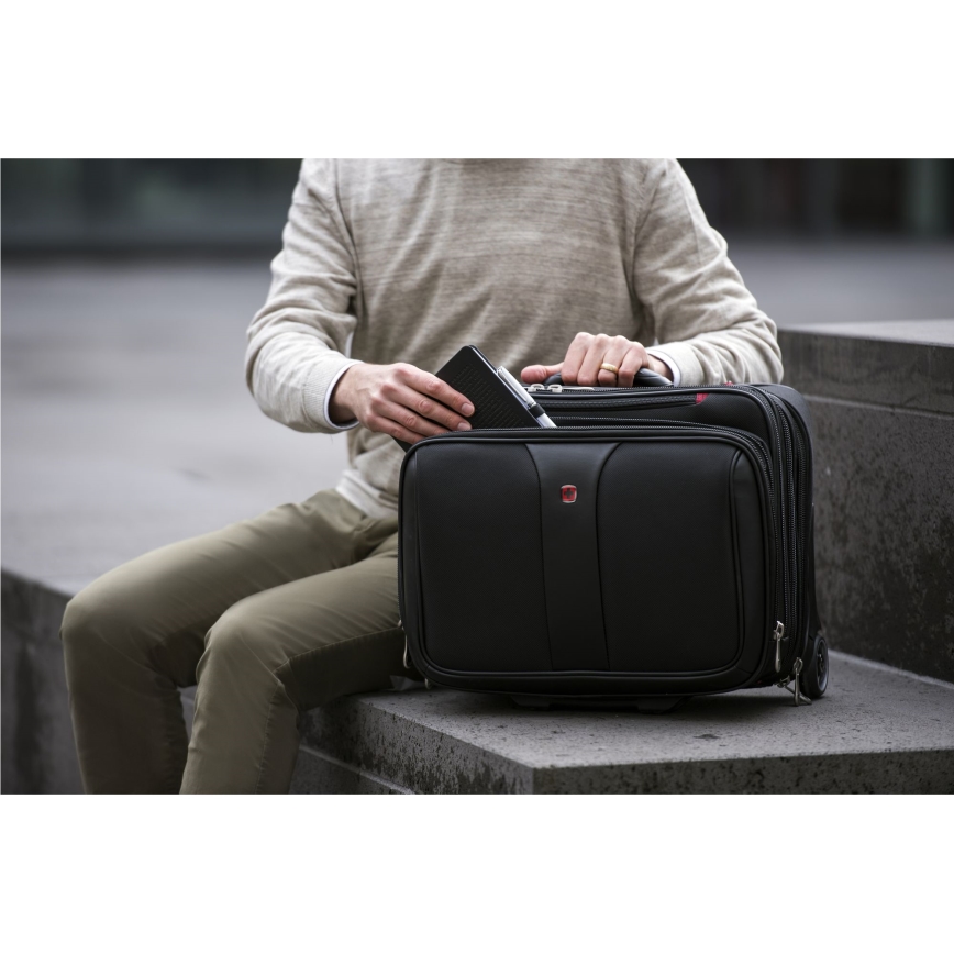 Wenger - Пътнически куфар на колела 25 l 17" + чанта за лаптоп 15,6" Patriot черен