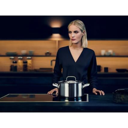 WMF - Тенджера с капак GOURMET PLUS, диаметър 24 см