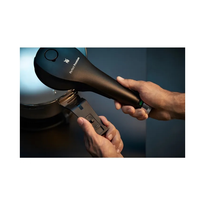 WMF - Комплект тенджери под налягане 4,5 л + 3 л PERFECT PREMIUM