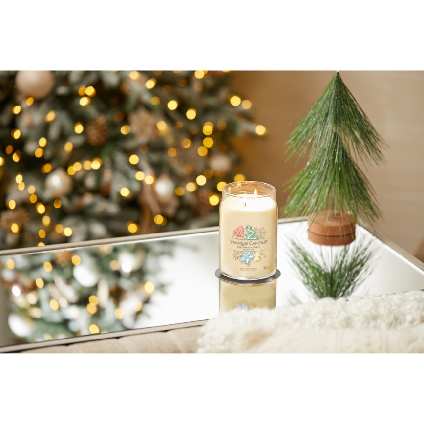 Yankee Candle - Ароматна свещ CHRISTMAS COOKIE голяма 567g 60-90 ч.