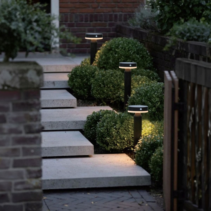 Zuma Line - LED соларна лампа с датчик за движение и здрач LED/4,5W/2000 mAh IP44 черна