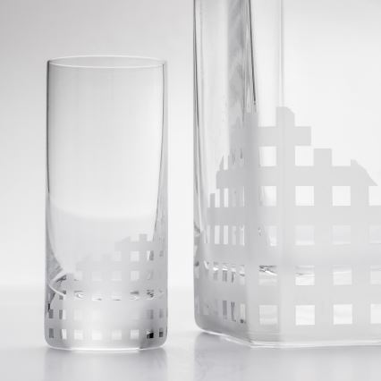 К-кт 1 x стъклена бутилка, 1 x стъклена запушалка и 6x чаша за шот прозрачен