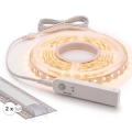 КОМПЛЕКТ 1x LED лента с датчик за движение FLEX LED/3,6W/4xAA 2 m + 2x профил за вграждане 1 m сребрист/бял
