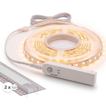 КОМПЛЕКТ 1x LED лента с датчик за движение FLEX LED/3,6W/4xAA 2 m + 2x профил за вграждане 1 m сребрист/бял