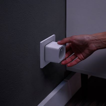 КОМПЛЕКТ 2x умни контакти Philips Hue Smart plug