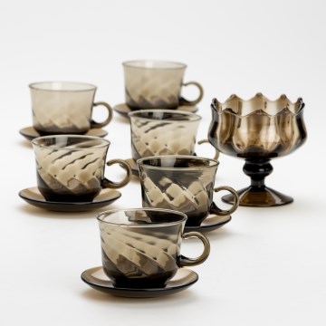 Комплект от 6 стъклени чаши с чинийки и 1 захарница в димчато стъкло