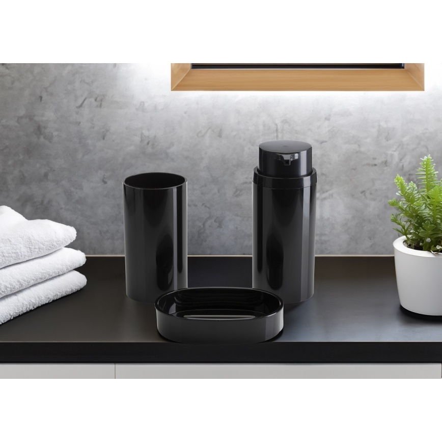 Комплект за баня CARMEN 5 бр. черен